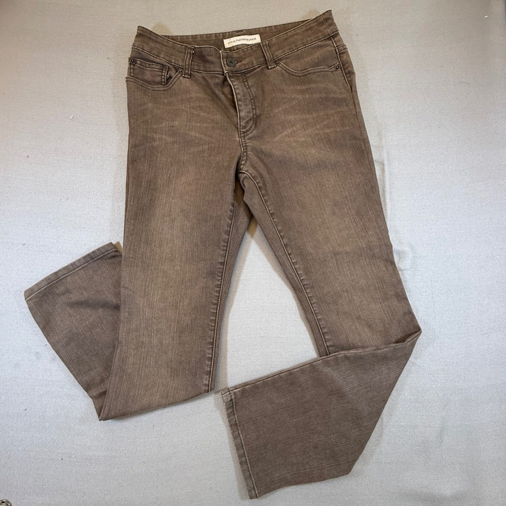 Chico's Platinum Ultimate Fit Slim Leg Jeans Size 0.5 Short Brown Stretch 2314